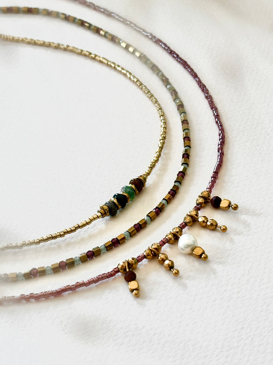 Composition collier Eden cranberry