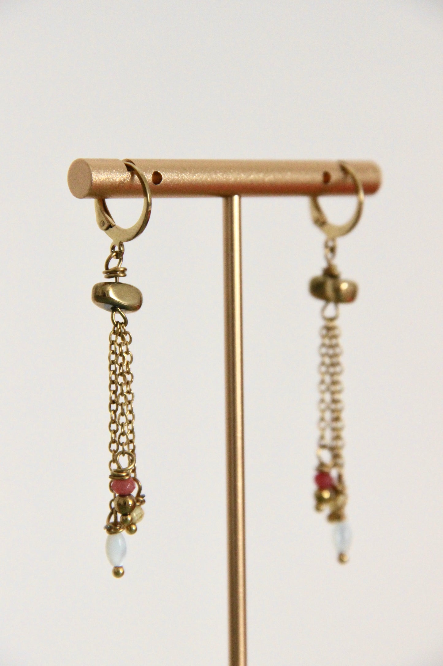 Boucles d'oreilles Cascade, acier inoxydable et perles