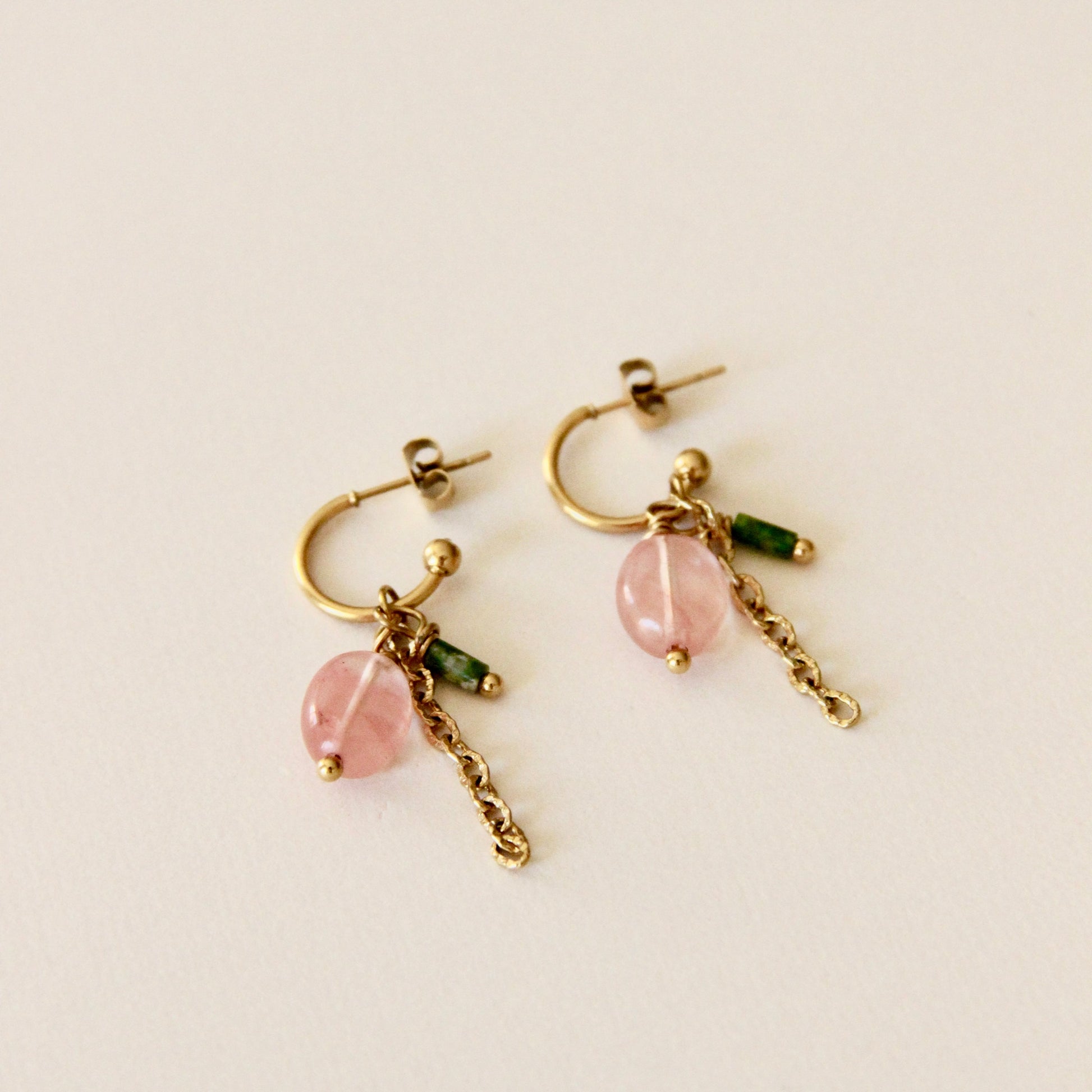 Boucles d'oreilles Passion, anneau acier inoxydables et perles naturelles