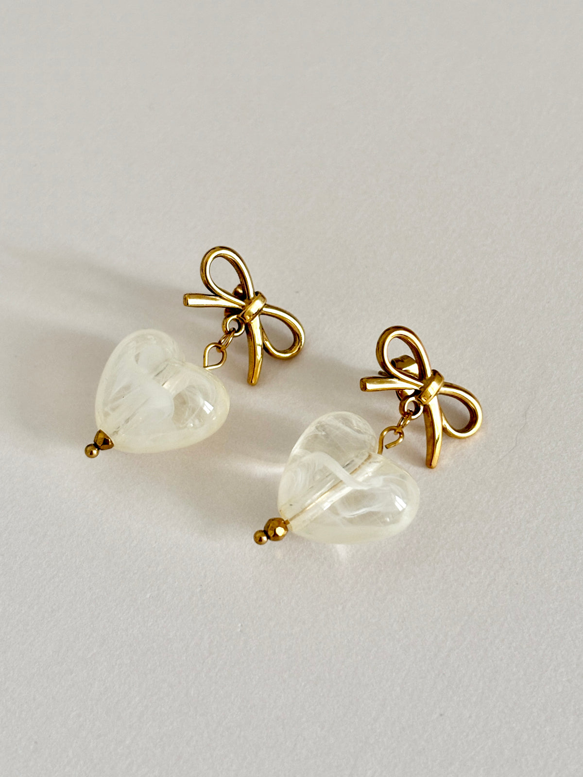 Boucles d'oreilles Poéma coeur et noeud