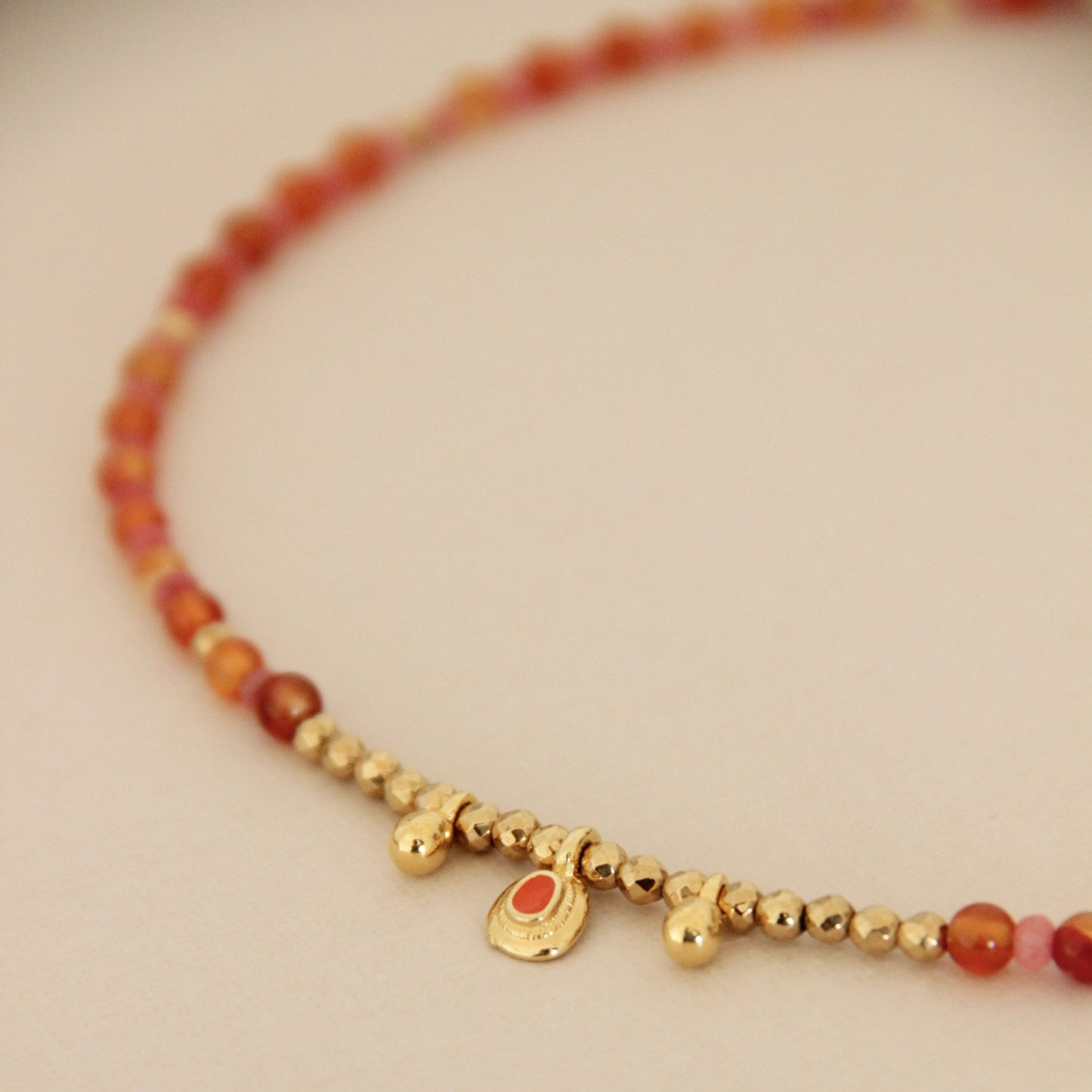 Collier Ada