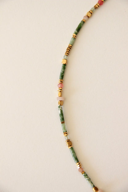 Collier Aimée, pierres de Jaspe vertes et Nacre